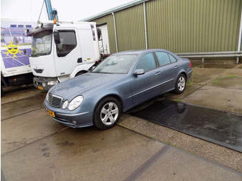 Personenwagen Mercedes-Benz E-Klasse 320 CDI sedan avantgarde: afbeelding 4 Personenwagen Mercedes-Benz E-Klasse 320 CDI sedan avantgarde: afbeelding 4