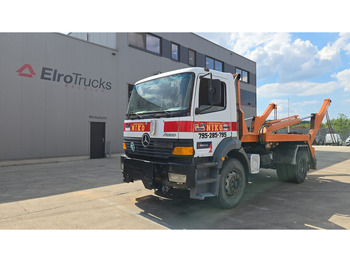 Containertransporter/ Wissellaadbak vrachtwagen MERCEDES-BENZ Atego 1823