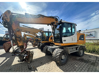 Mobiele graafmachine LIEBHERR A 916