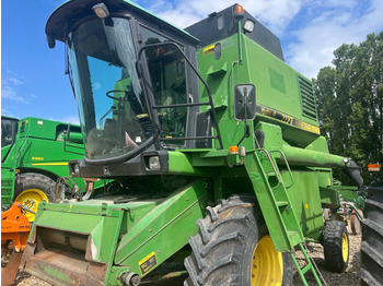 Maaidorser JOHN DEERE
