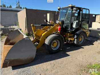Wiellader CATERPILLAR 908M