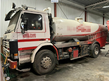 Vacuümwagen SCANIA P92