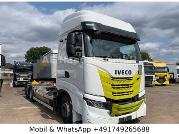 Containertransporter/ Wissellaadbak vrachtwagen IVECO S-WAY