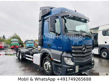 Containertransporter/ Wissellaadbak vrachtwagen MERCEDES-BENZ Actros 2542