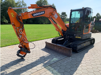 Minigraafmachine DOOSAN DX63-3