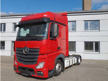 Trekker MERCEDES-BENZ Actros 1845