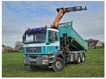 Kipper vrachtwagen MAN TGA 33.360