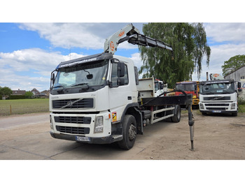 Vrachtwagen met open laadbak VOLVO FM 330