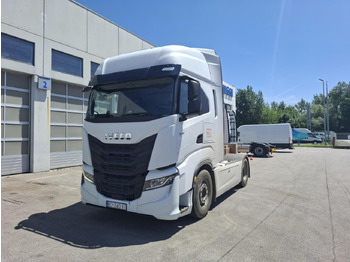 Trekker IVECO S-WAY