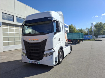 Trekker IVECO S-WAY