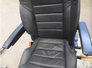 Cabine voor Vrachtwagen Scania R 650: afbeelding 3 Cabine voor Vrachtwagen Scania R 650: afbeelding 3