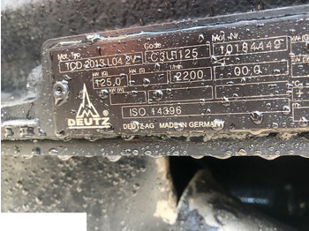 Brandstofpomp voor Landbouwmachine Deutz TCD 2013 L04 2V - Pompa Wtryskowa: afbeelding 2