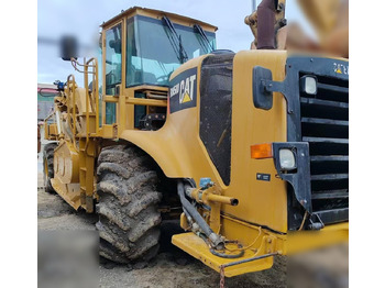 Bodemstabliseerder CATERPILLAR