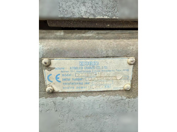 Leasing  2011 KOBELCO CKE900-1F 2011 KOBELCO CKE900-1F: afbeelding 5