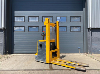 Stapelaar JUNGHEINRICH EJC