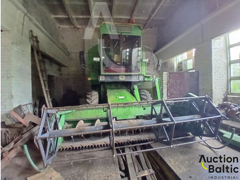 Maaidorser JOHN DEERE