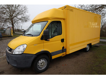 Bestelwagen gesloten laadbak IVECO Daily