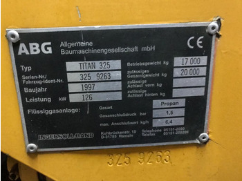 Asfaltafwerkmachine ABG TITAN 325 and runs and runs: afbeelding 5