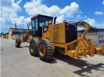 Grader CATERPILLAR 140G