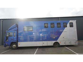 Paardenvrachtwagen VOLVO FL6