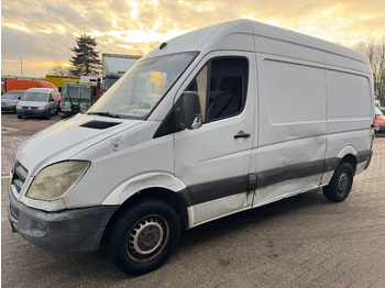 Kleine bestelwagen MERCEDES-BENZ Sprinter 310