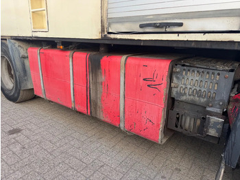 Vrachtwagen voor het vervoer van bitumen Scania P94-300 **BURTEC BITUM SPRAYER-BELGIAN TRUCK**: afbeelding 4