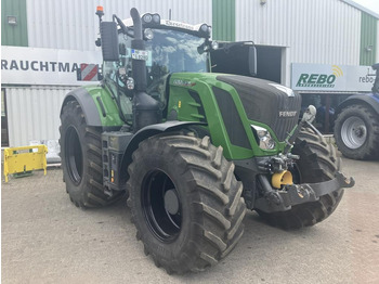 Tractor FENDT 828 Vario