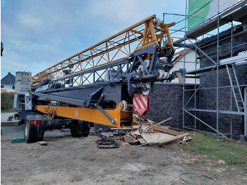 Torenkraan LIEBHERR
