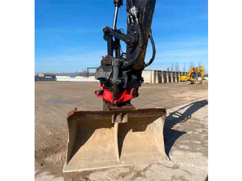 Rupsgraafmachine CATERPILLAR 323