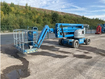 Knikarmhoogwerker GENIE Z45/25