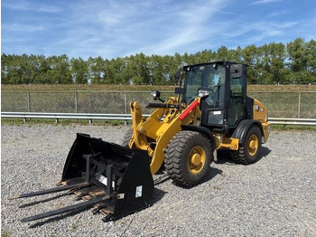 Wiellader CATERPILLAR 906