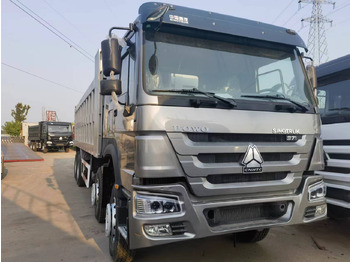 Kipper vrachtwagen SINOTRUK HOWO