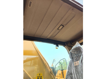 Rupsgraafmachine CATERPILLAR 330GC