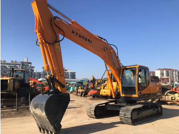 Mobiele graafmachine HYUNDAI R215