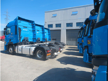 Trekker Renault T480 SC 4x2Tractor SELECTION: afbeelding 5