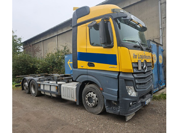 Containertransporter/ Wissellaadbak vrachtwagen MERCEDES-BENZ Actros 2542