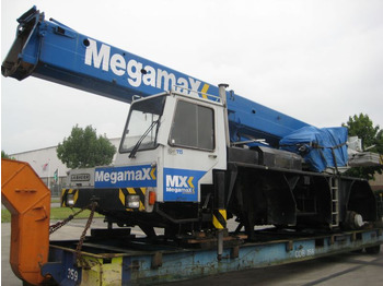 Mobiele kraan LIEBHERR LTM 1035