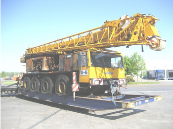 Mobiele kraan LIEBHERR LTM 1070