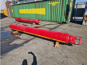 Hydraulische cilinder TEREX
