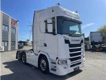 Trekker SCANIA S 660