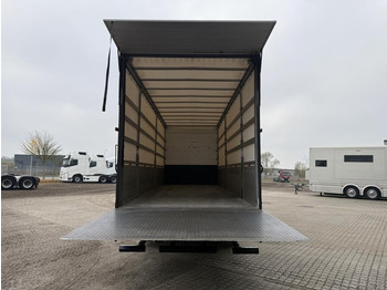 Schuifzeilen vrachtwagen Volvo FM380: afbeelding 5