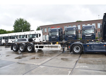 Containertransporter/ Wissellaadbak oplegger KRONE SDC