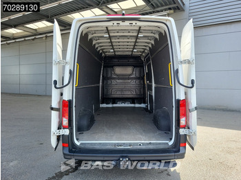 Gesloten bestelwagen Volkswagen Crafter 140pk L4H3 Trekhaak Airco Cruise Camera Parkeersensoren Euro6 L3H2 15m3 Airco Cruise control: afbeelding 3
