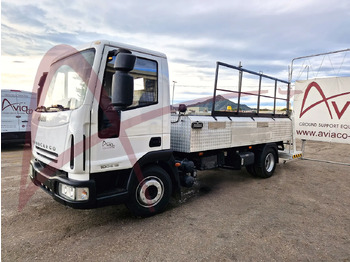 Lavatory service truck