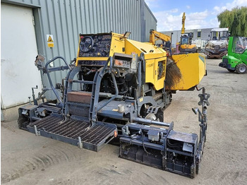 Asfaltafwerkmachine Bomag BF 223 C asfalteermachine asphalt paver dynamo: afbeelding 2