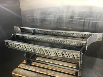 Cabine en interieur LIEBHERR