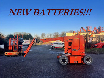 Knikarmhoogwerker JLG