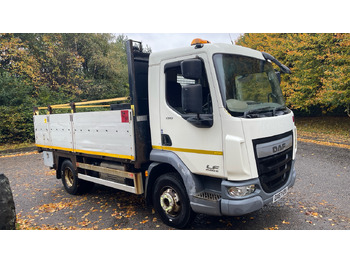 Vrachtwagen met open laadbak DAF LF 150