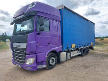 Schuifzeilen vrachtwagen DAF XF 106