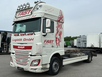 Containertransporter/ Wissellaadbak vrachtwagen DAF XF